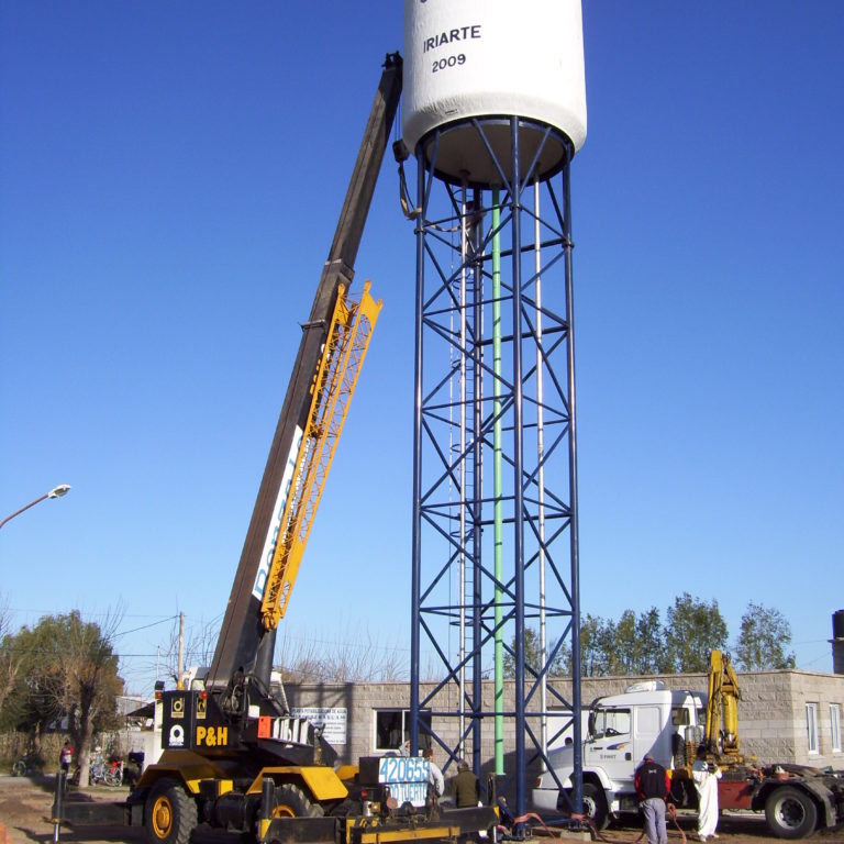 Torre – Tanque de 50.000 litros en Iriarte